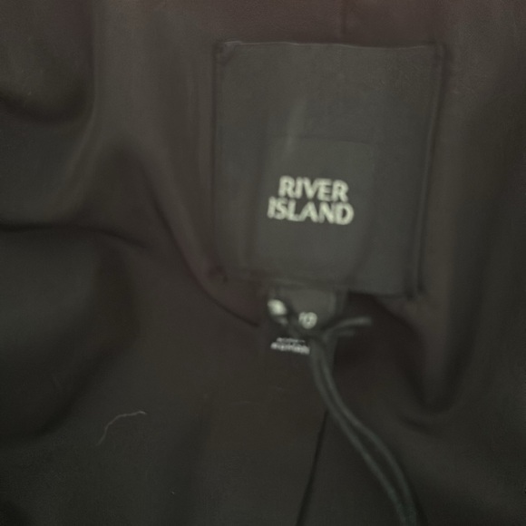 Cute for Fall. I won’t separate the outfit. New! - Picture 4 of 5